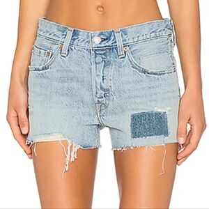 Levi's Classic 501 Light Blue 100% Cotton Frayed Jean Shorts W28